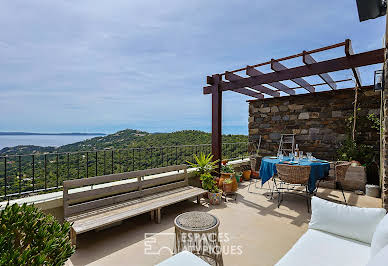 Maison avec terrasse 2