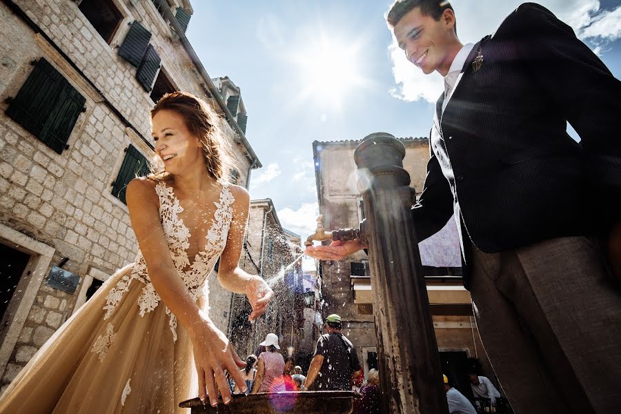 Fotógrafo de casamento Dasha Tebenikhina (tebenik). Foto de 16 de abril 2019