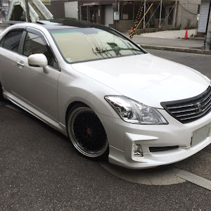 クラウンロイヤル GRS200