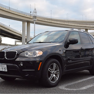 X5 E70