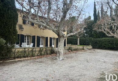 Maison avec piscine et terrasse 17