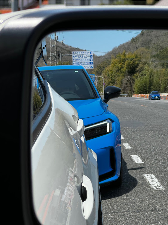 シビックタイプRのダム巡りツーリング・オフ会・サクラと愛車・タイプRは最高です(*ˊ˘ˋ*)・4月もよろしくお願い致します🌸に関するカスタム事例の投稿画像3枚目