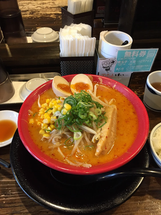 ヴェルファイアのラーメン食いに来た・ALPINEナビ・カーナビにスマホ画面ミラーリング・ホリデースタイルに関するカスタム事例の投稿画像2枚目