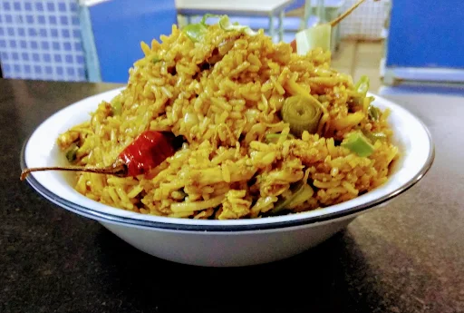 Singapore Chicken Fried Rice