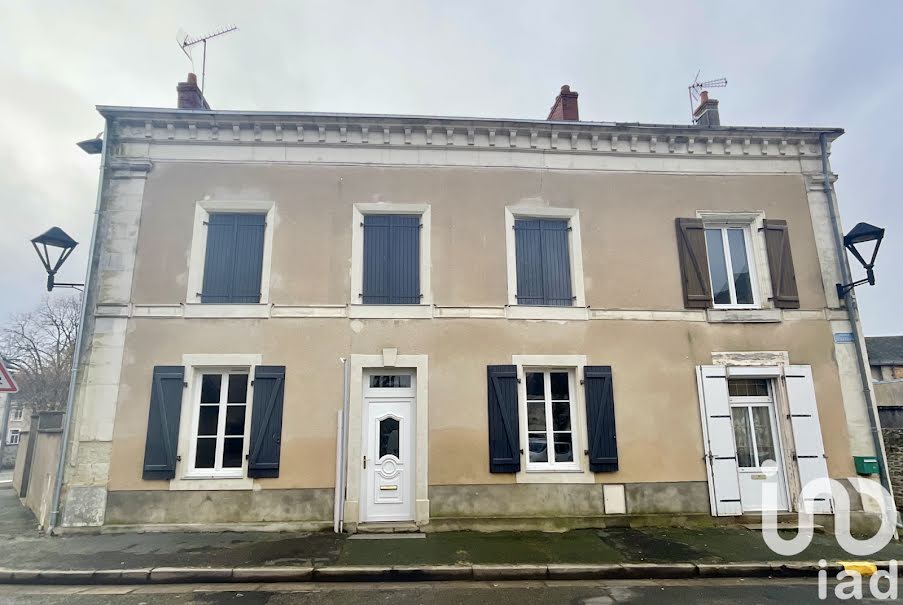 Vente maison 6 pièces 94 m² à Meslay-du-Maine (53170), 161 000 €