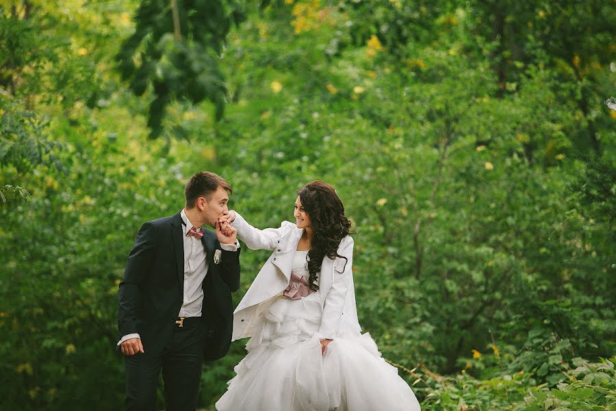 Fotograf ślubny Yuriy Emelyanov (kedr). Zdjęcie z 10 grudnia 2014