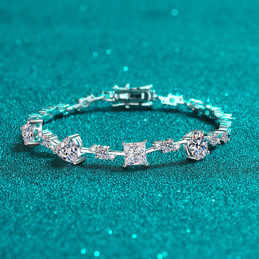 Title 5, Womens Sterling Silver Moissanite Shaped Brace...