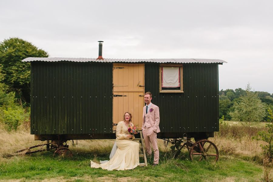 Wedding photographer Hayley Rose (hayleyrosephoto). Photo of 1 July 2019