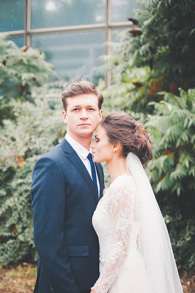 Wedding photographer Olesya Dzyadevich (olesyadzyadevich). Photo of 28 November 2016