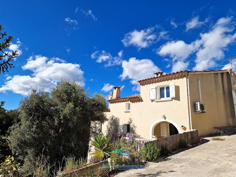 Vente villa 8 pièces 225 m² à Ceyreste (13600), 575 000 €