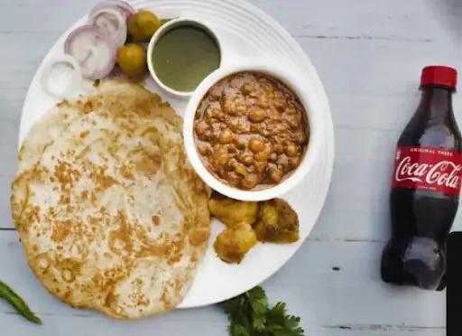 Chole Bhature (2pc) + Coke (250ml)