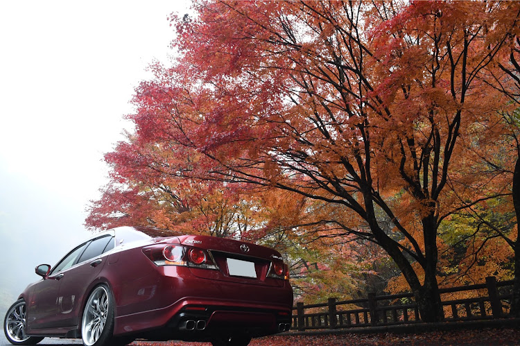 クラウンアスリートの21クラウン・紅葉・ドライブ・rx-8に関するカスタム事例の投稿画像2枚目