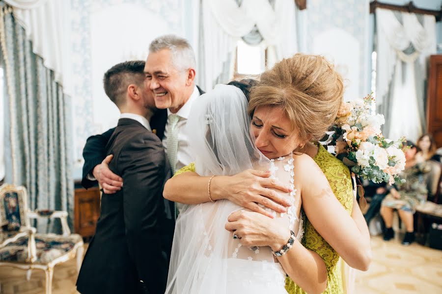 Bryllupsfotograf Aleksandr Korobov (tomirlan). Bilde av 31 oktober 2018
