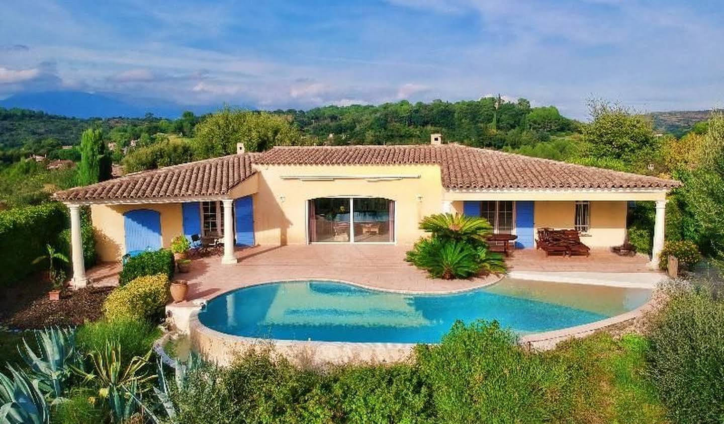 Villa avec piscine et terrasse Biot