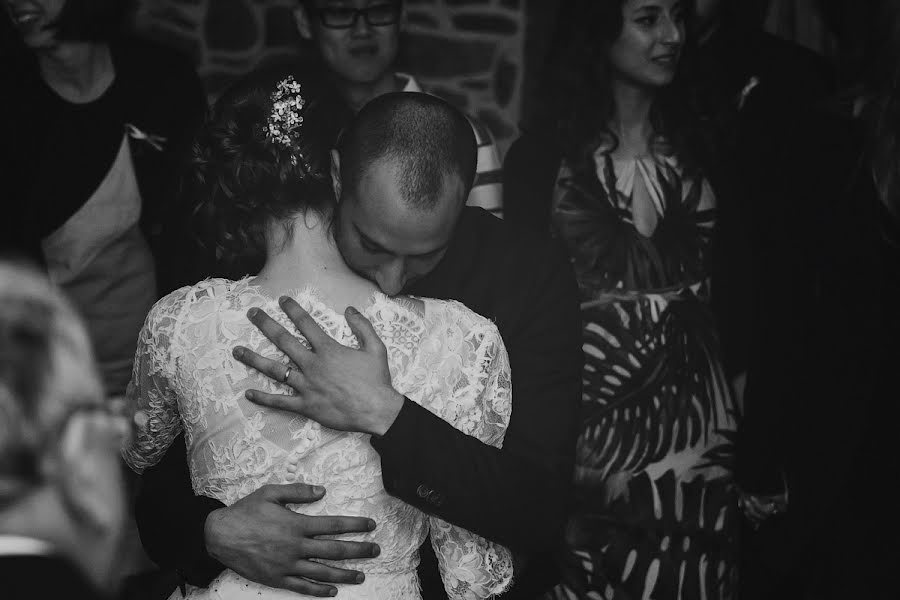 Nhiếp ảnh gia ảnh cưới Vlaďka Höllova (vladkahollova). Ảnh của 2 tháng 6 2017