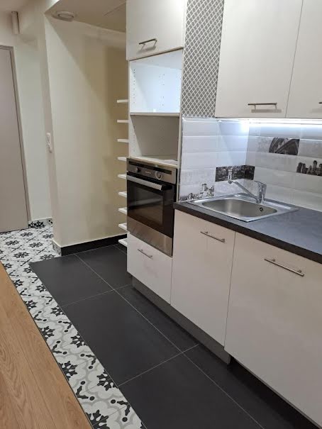 Location  appartement 3 pièces 59 m² à Villemomble (93250), 1 200 €