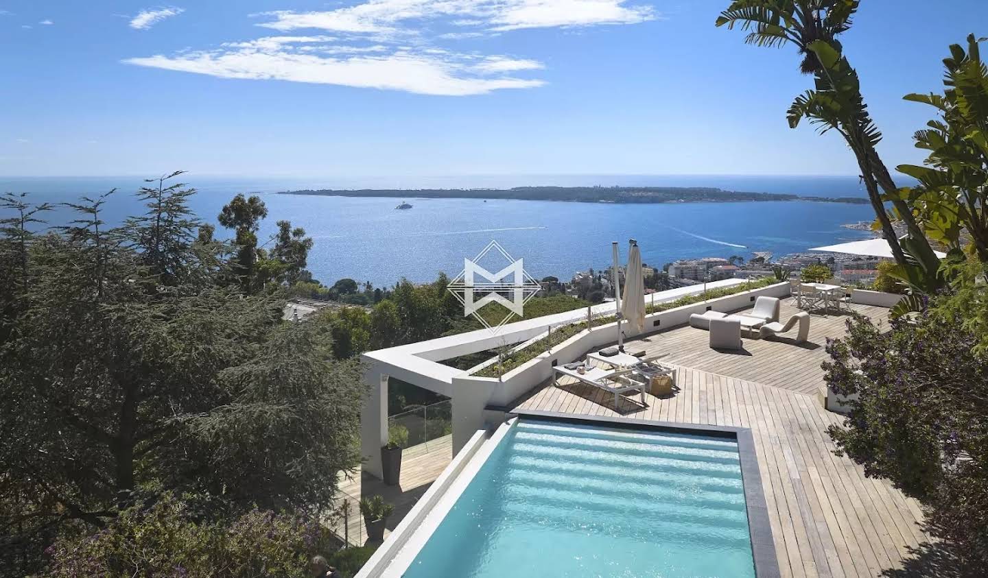 Villa with pool Cannes