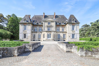 château à Compiegne (60)