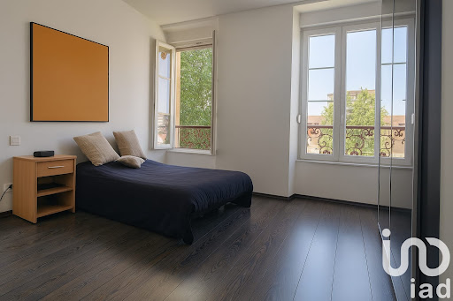 Apartment 4