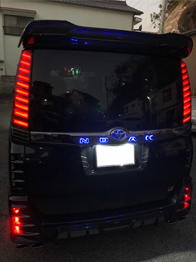 トヨタ80系ノアリアガーニッシュ