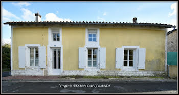 maison à Saint-Jean-d'Angély (17)