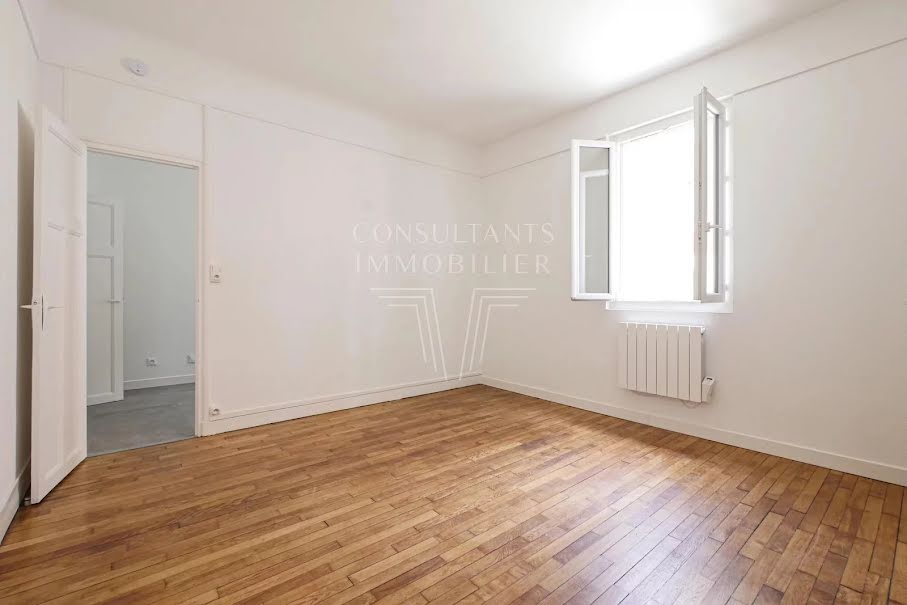 Vente appartement 1 pièce 32.33 m² à Paris 18ème (75018), 340 000 €