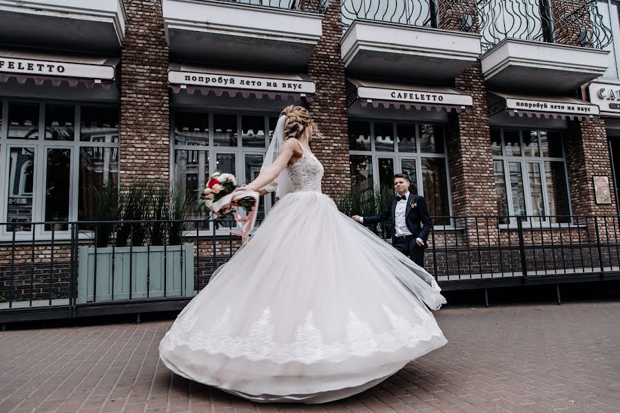 Fotografer pernikahan Anna Botova (arcobaleno). Foto tanggal 24 Oktober 2018