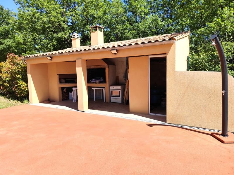 Vente villa 7 pièces 171 m² à Saint-Maximin-la-Sainte-Baume (83470), 650 000 €