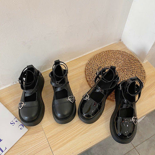 Title 6, British style pumps for women. Experience timel...