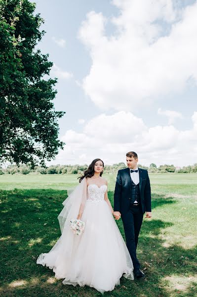 Photographe de mariage Olya Aleksina (aleksinaolga). Photo du 4 décembre 2019