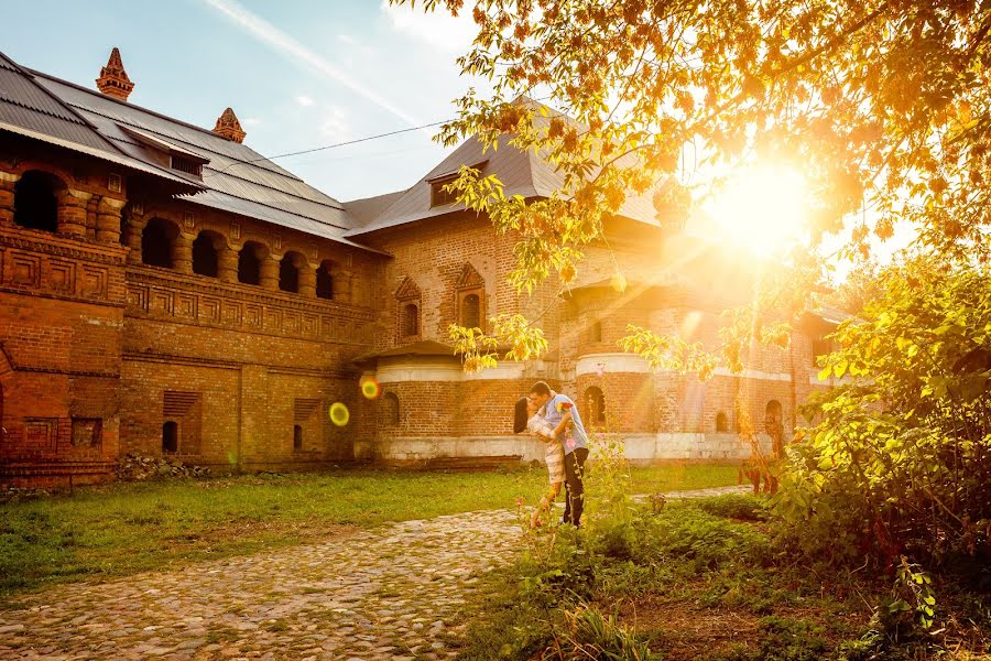 Esküvői fotós Sergey Emelyanov (sunphoto). Készítés ideje: 2014 november 6.