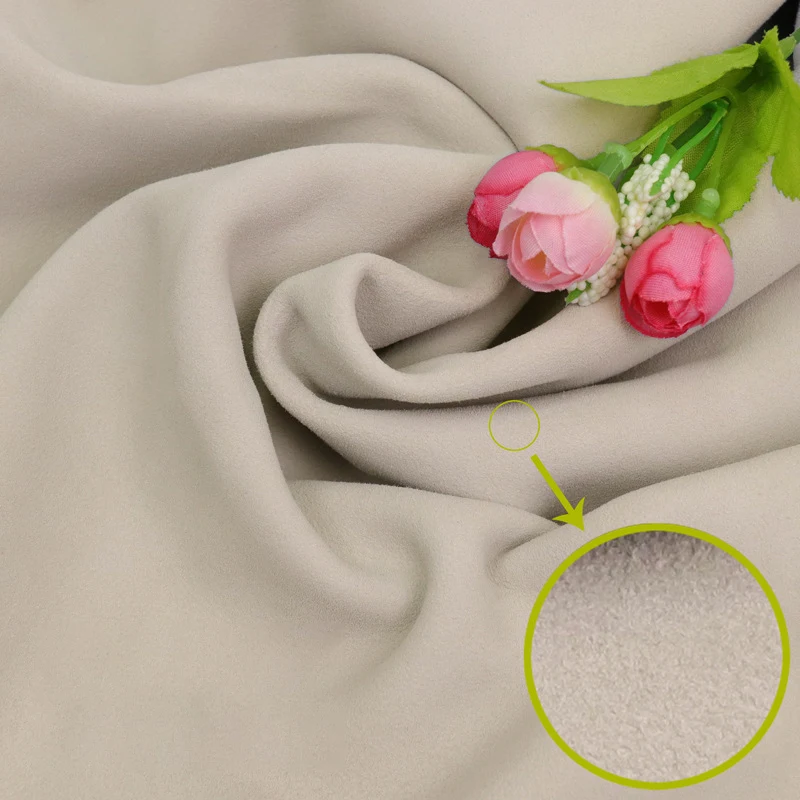 Goat Suede Leder voor Voering en Stof – Ervaar Luxe Comfort en Kwaliteit. Perfect voor Kleding en Accessoires. Zacht en Duurzaam.