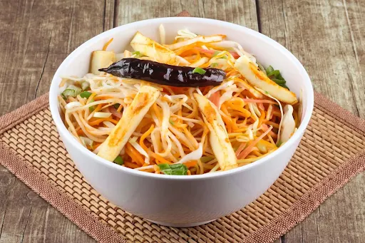 Paneer Singapore Noodles