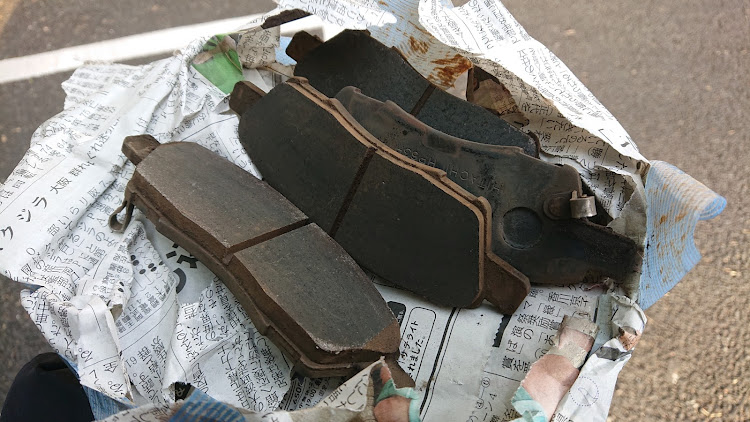 ノートのブレーキパッド交換・DIY作業に関するカスタム事例の投稿画像7枚目