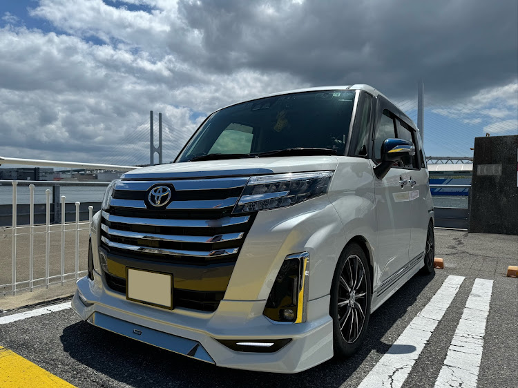 ルーミーカスタムの10月もよろしくお願いします・近況報告的な…・プチオフ会・カローラスポーツハイブリッド・神戸夜景に関するカスタム事例の投稿画像1枚目