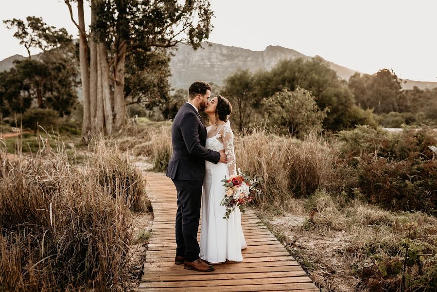 Fotógrafo de casamento Sarka Parkes (sarkaparkes). Foto de 21 de agosto 2019