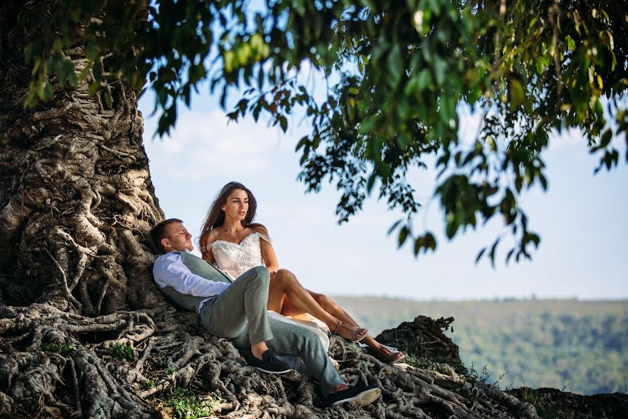 Fotógrafo de bodas Konstantin Litvinov (km27). Foto del 7 de abril 2019