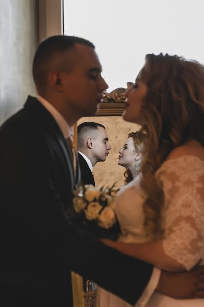 Fotografo di matrimoni Liza Golovanova (pirojika). Foto del 21 settembre 2017