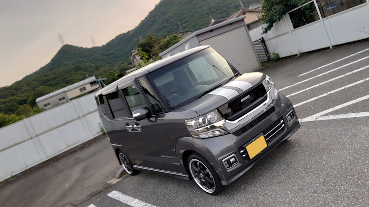 Nボックスカスタムの仕事終わり・一服中・乃木坂46・脱水状態、熱中症に気を付けましょうに関するカスタム事例の投稿画像9枚目
