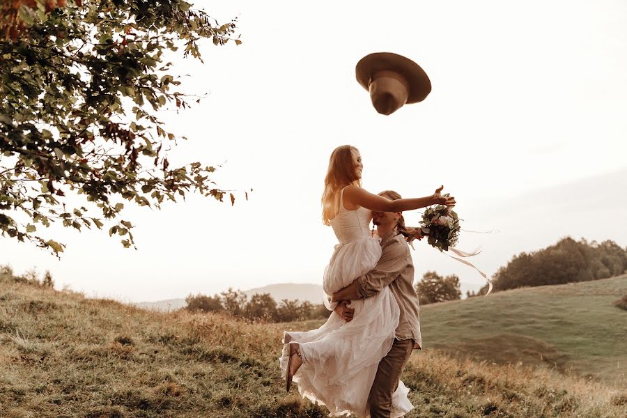 Fotografo di matrimoni Yuliya Vlasenko (vlasenkoyulia). Foto del 20 settembre 2018