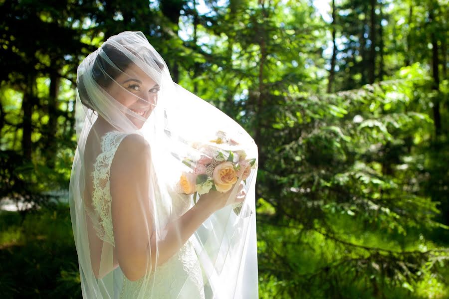 Fotografo di matrimoni Ekaterina Fomina (katflash). Foto del 26 giugno 2015