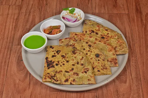 Paneer Pyaaz Paratha