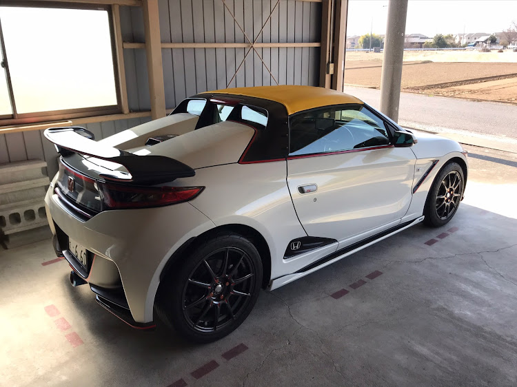 S660のリアウイング・塗装・デカールに関するカスタム事例の投稿画像3枚目
