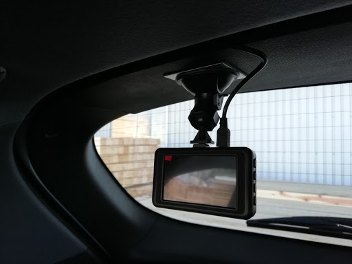 ヴェゼル Ru1のドライブレコーダー取付 リアドラレコ あおり運転 ダメ絶対 追突すんなよ ヴェゼル に関するカスタム メンテナンスの投稿画像 車のカスタム情報はcartune