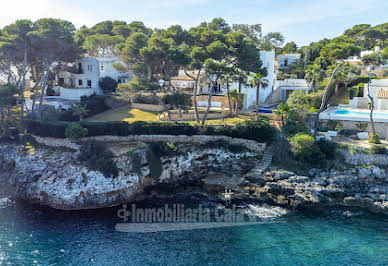 House with pool and terrace 1