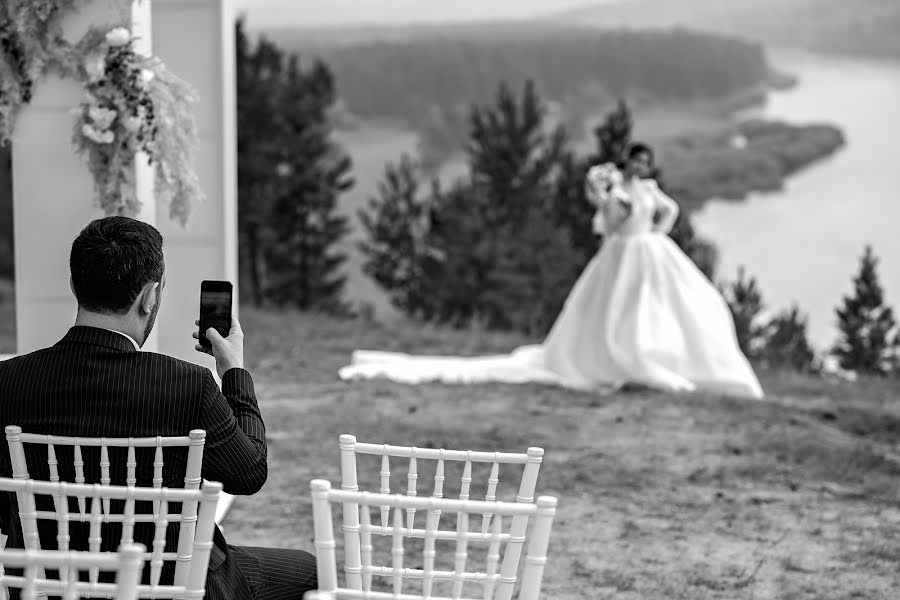 Fotografo di matrimoni Yuliya Kuzubova (yuliakuzubova). Foto del 21 ottobre 2021