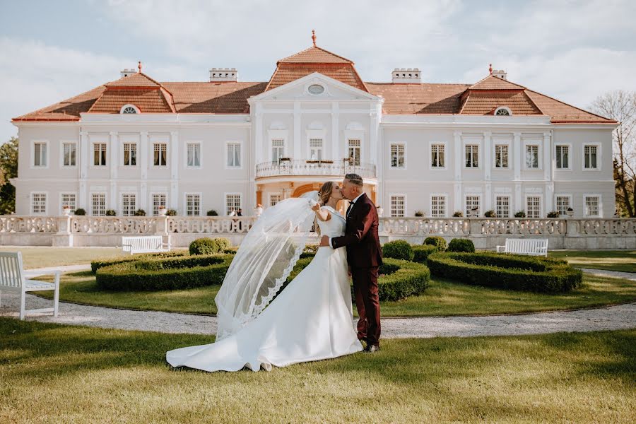 Photographe de mariage Viktória Akbariová (wixana). Photo du 27 juillet 2021
