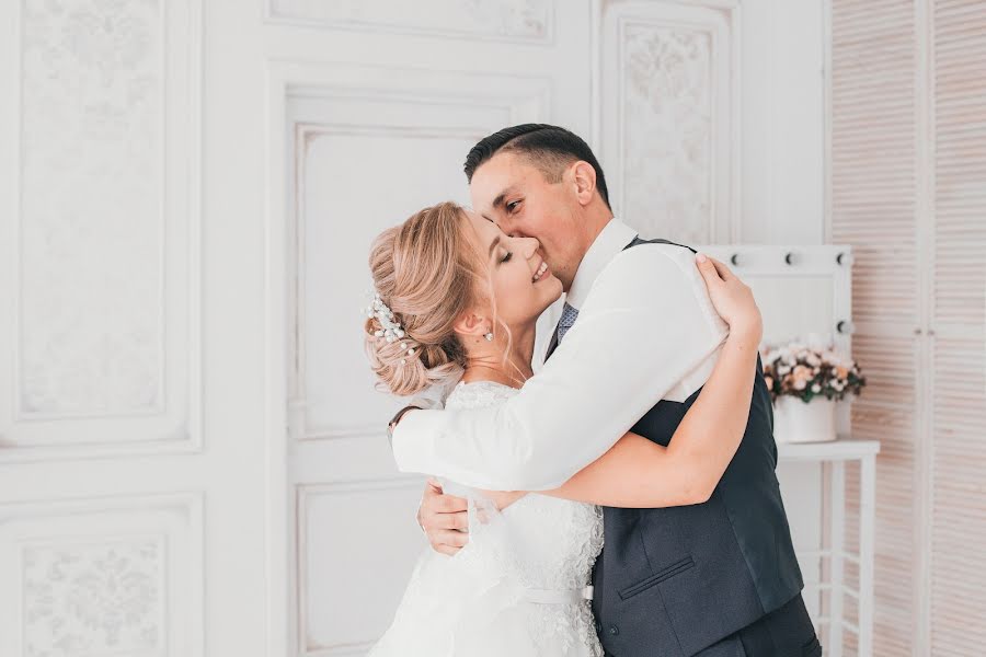 Photographe de mariage Alena Kondratenko (alenafoto). Photo du 4 avril 2020