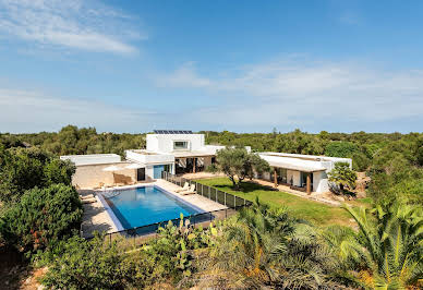 House with garden and terrace 7