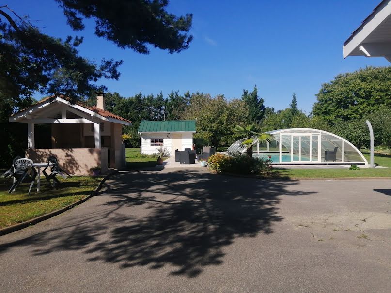 Vente villa 8 pièces 163 m² à Neuville-sur-Saône (69250), 495 000 €